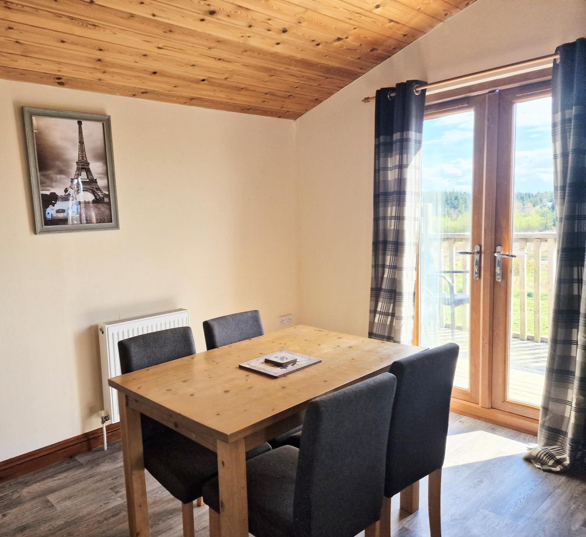 Chalet Cleish 7 With Private Hot Tub - Fife - Loch Leven - Lomond Hills - Pet Friendly *